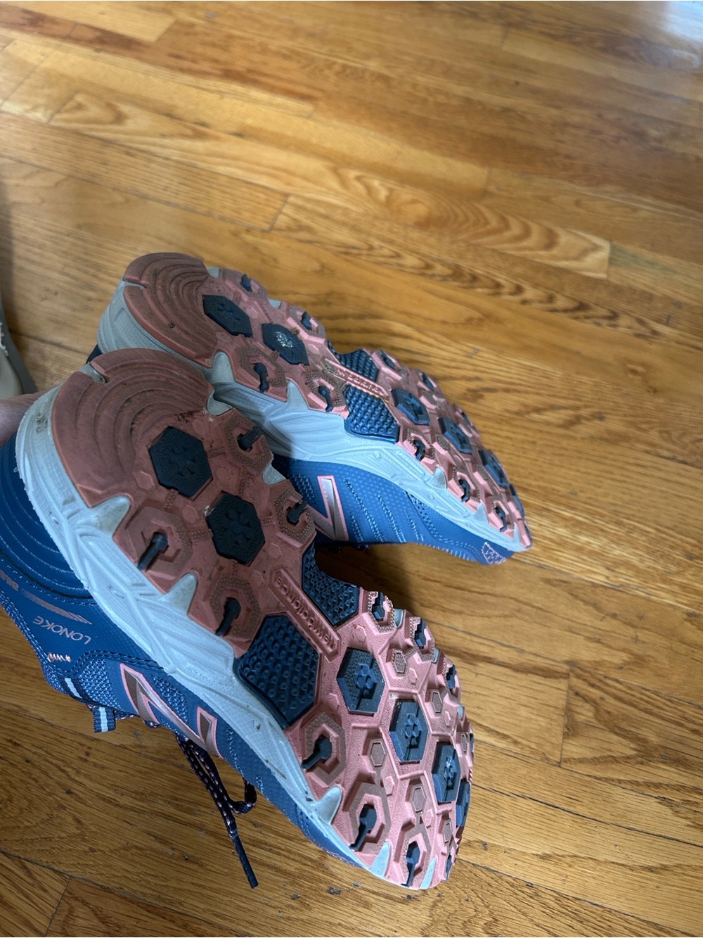 New Balance Women's All terrain trail blue Sneakers - Picture 6 of 8